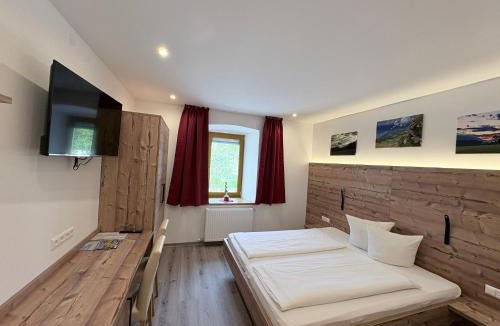 Dellach im Drautal House | Frühstücks-Radpension Taurer-Thoman