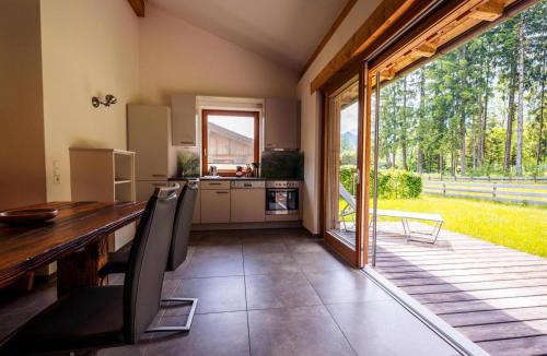 Watschig Ski Chalet | Buchen 54