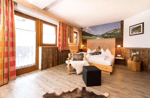 Saalbach Hotel | Hotel Astrid mit Panoramapool & inklusive JokerCard