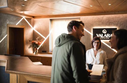 Hintertux Hotel | VALARA Alpine Art Hotel