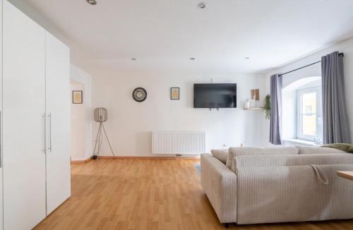 Kapfenberg Apartment | Large Maisonette I 90 m2 I For Groups & Families I 9 Guests I 3 Rooms
