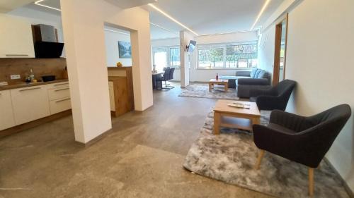 Bodensdorf Apartment | Luxus Terrassenappartement Berg & See 1
