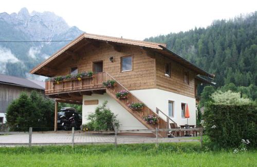 Waidring Apartment | Alluring Apartment with Swimming Pool in Waidring Tyrol