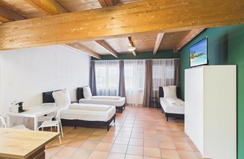 Lustenau Apartment | CROWN LIVING Babylon Studios Lustenau - Studios nahe Messe und Schweizer Grenze, WLAN, kostenloser Parkplatz, Self Check-in, ideal für Geschäftsreisende und Feriengäste