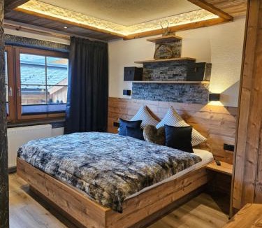 Ramsau im Zillertal Apartment | Luxus Apartment Nina mit Zirbenhütte