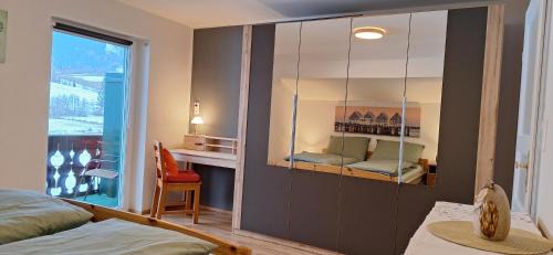 Goldegg Apartment | Sonniges Appartement und Gästezimmer, Haus Borowiec