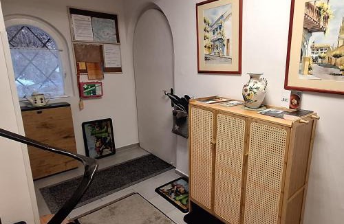 Goldegg Apartment | Sonniges Appartement und Gästezimmer, Haus Borowiec