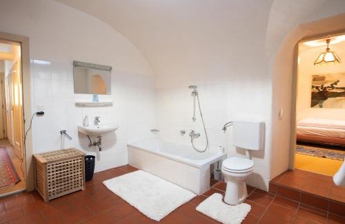 Magdalensberg Apartment | Ferienwohnung Ottmanach Josefhof