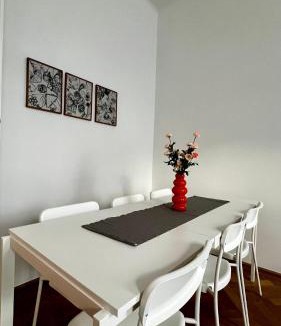 Neulerchenfeld Apartment | Central Family Residence at Stadthalle
