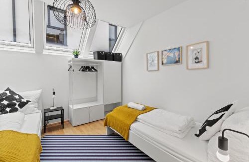 Grinzing Apartment | 3BR Apt I Terrace I Near Hospital