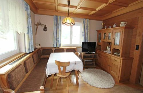 Ausservillgraten Apartment | Cozy apartment in Außervillgraten