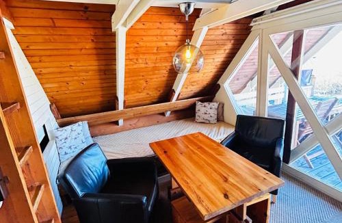 Rust House | Pfahlbau Sunset I Toplage Elektroboot inklusive