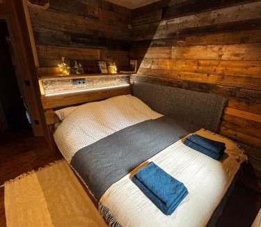 Oeblarn Apartment | LostGarden Apartments by AA Holiday Homes