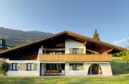 Bludenz House | Halden Hills