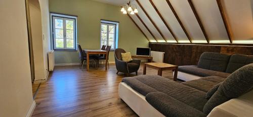 Treffen Apartment | Ferien- und Pferdegut Schloss Treffen