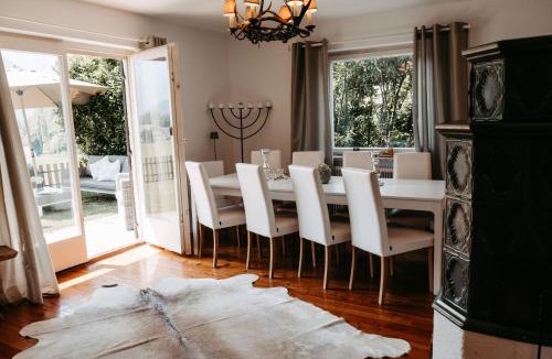 Golling an der Salzach Ski Chalet | Chalet Austria, famous ski areas around us, 15 min to salzburg city, direct mountain view, up to 10 people