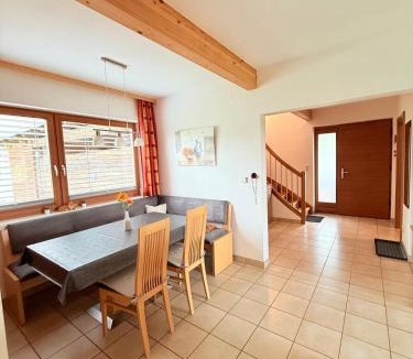 Puchegg House | Idyllisches Ferienhaus zur Alleinnutzung nahe Bad Waltersdorf