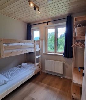 Hermagor-Pressegger See Apartment | Haus Nampolach