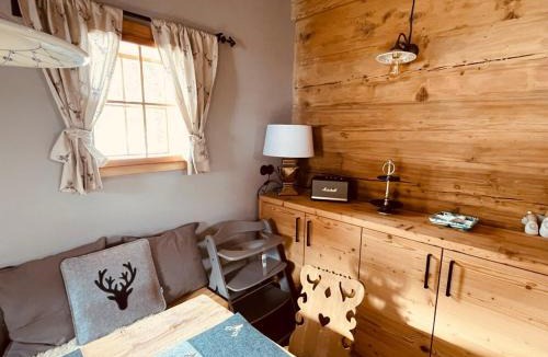 Predlitz-Turrach Ski Chalet | SEPPKEUSCHE - historisches Chalet mit Zirbensauna und Hotpot