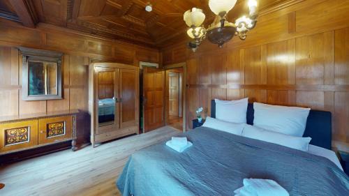 Dornbirn Apartment | CROWN LIVING Villa Schillerstraße Dornbirn - Historisches Wohnen, nostaltigsches Apartment, ideal für Feriengäste und Geschäftsreisende, Parkplatz, zentrumsnah, Self Check-in