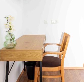 Krieglach House | Roseggercafé