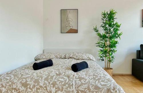 Hernals Apartment | 50 m2 Stylish Apartment with Free Parking & Netflix
