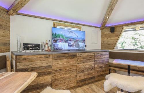 Oberndorf bei Kitzbuhel Apartment | Gartenhotel Rosenhof bei Kitzbühel