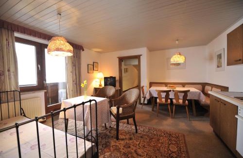 Eben im Pongau Apartment | Apparthotel Restaurant Steiners