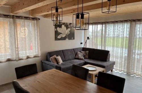 Kotschach-Mauthen Ski Chalet | Schwalmhütte