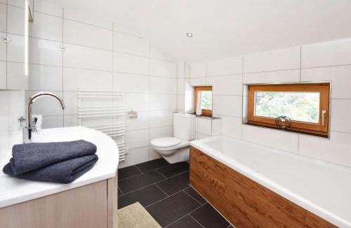 Silbertal Apartment | Ferienwohnung Frömlig