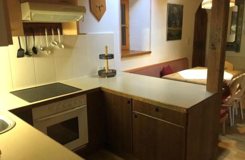Fliess Villa | Villa Burg Biedenegg mit Schlosscafé by Interhome