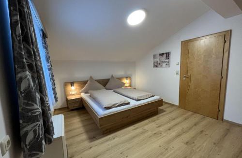 Wald im Pinzgau Apartment | Apartment in Wald near Krimml Waterfalls