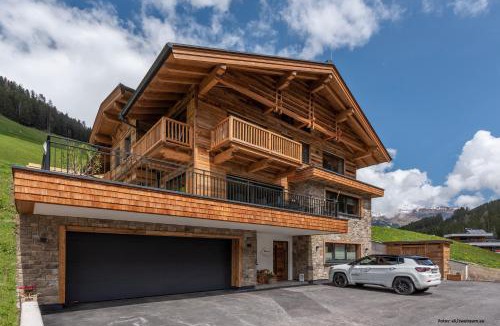 Juns Apartment | TUX MOUNTAIN Apart