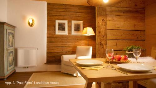 Anras Apartment | Landhaus & Schloss Anras