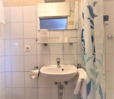 Sankt Egyden am Steinfeld House | Pension Schwartzwirt