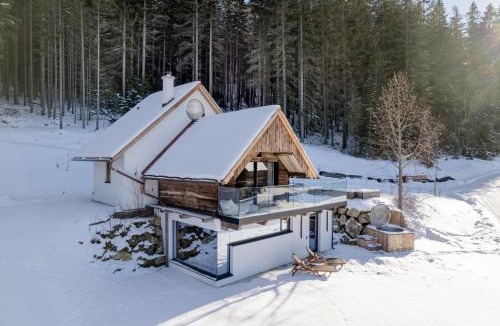 Langenwang Ski Chalet | Heselehof Waldchalets