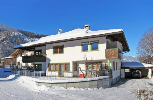 Zillertal Apartment | Apartment Kraftreich Apartments-3 by Interhome