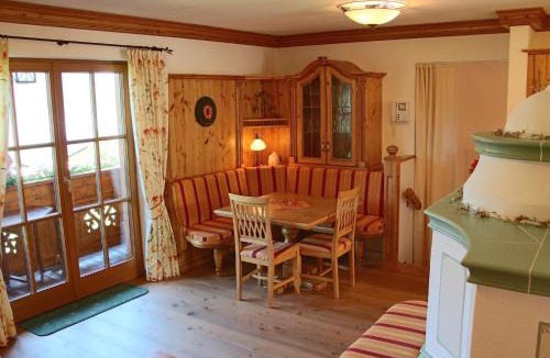 St. Gilgen Apartment | Ferienwohnung Schossleitner - der Wohlfühl-Ansitz am Wolfgangsee mit Weitblick