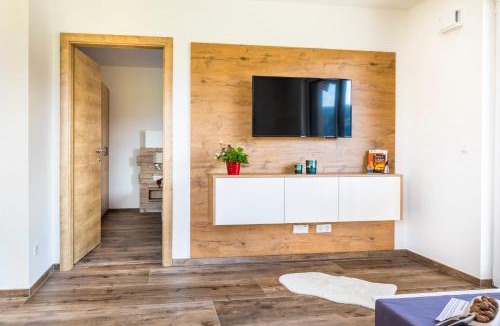 Adnet Apartment | Apartment Motzenhof - Stadtnähe Salzburg - modernes Bauernhoferlebnis inklusive