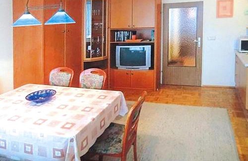 Tratten Apartment | Apartment in Bodensdorf with indoor pool