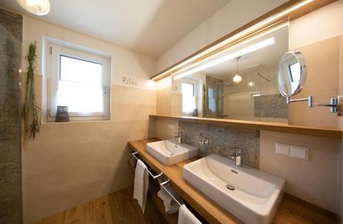 Haus im Ennstal Apartment | Ferienwohnungen Waltraud Trinker, Haus