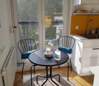 Krems an der Donau Apartment | Blick über Krems mit Terrasse