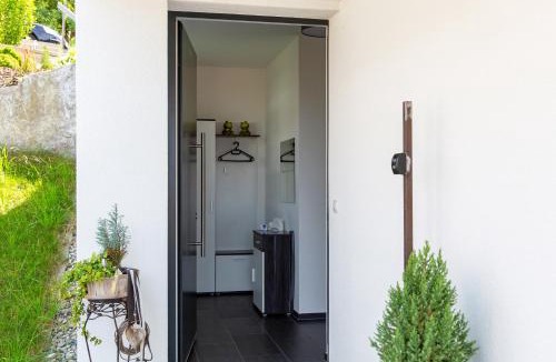 Zwischenwasser Apartment | Chicken Hill