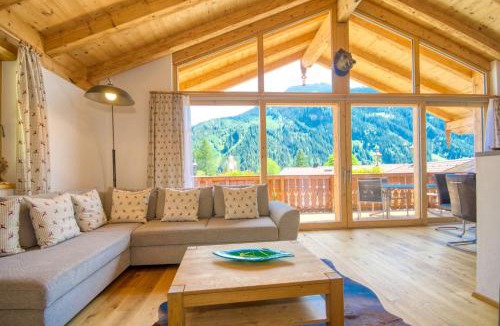 Schonbach Ski Chalet | „Chalet 4 Am Sonnenhang“ by Alpen Apartments