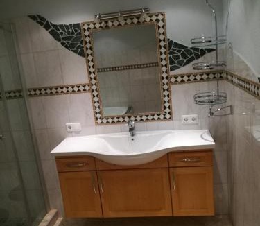 Mittersill Apartment | Ferienwohnung Fichtenholz
