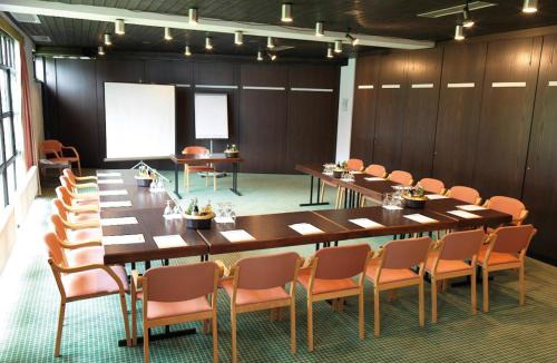 Angath Hotel | Landzeit Restaurant Angath