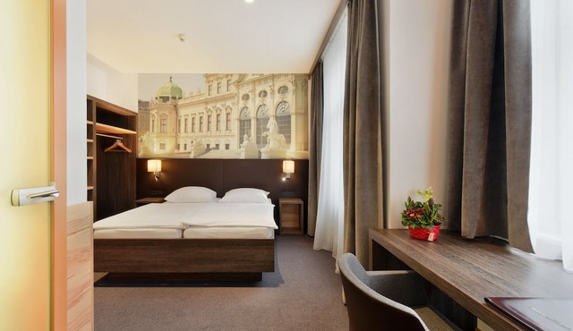 Lucia Hotel in Vienna
