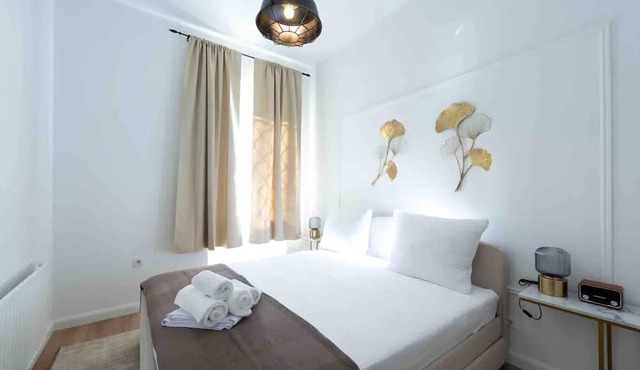 * * Designer Apartment 18th (TOP 1)
