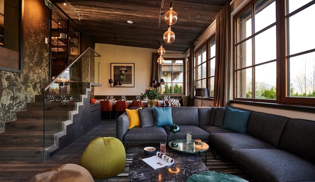 Serviced Luxury Chalet Evi