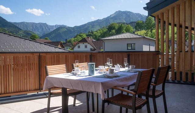 Apartment Gamsstein – Spacious Apartment with XXL Terrace and Mountain Views